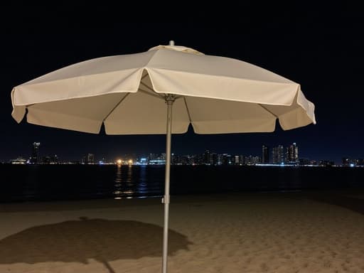 Night city lights - 무료 다운로드 가능한 City skyline