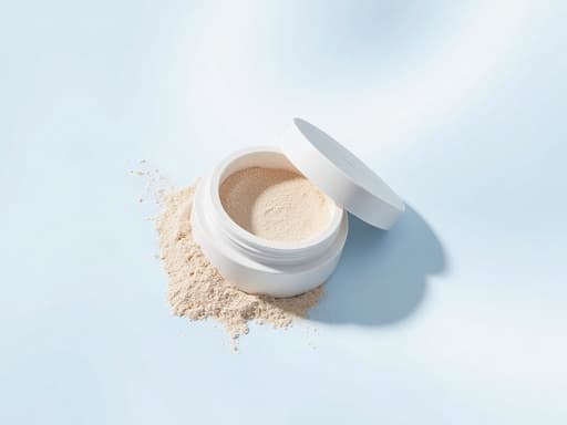 Soft Blue to White Gradient - 무료 다운로드 가능한 Gradient Background